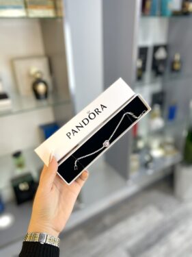 GOURMETTE PANDORA BLANCHE AVEC BOITE