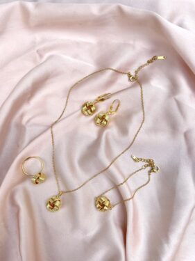 PARURE GOURGINA 4P