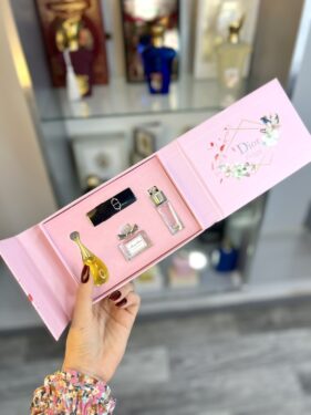 COFFRET DIOR ROSE 3 MINIATURES 1 ROUGE A LEVRE