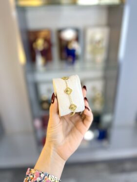 GOURMETTE  VAN CLEEF DORE